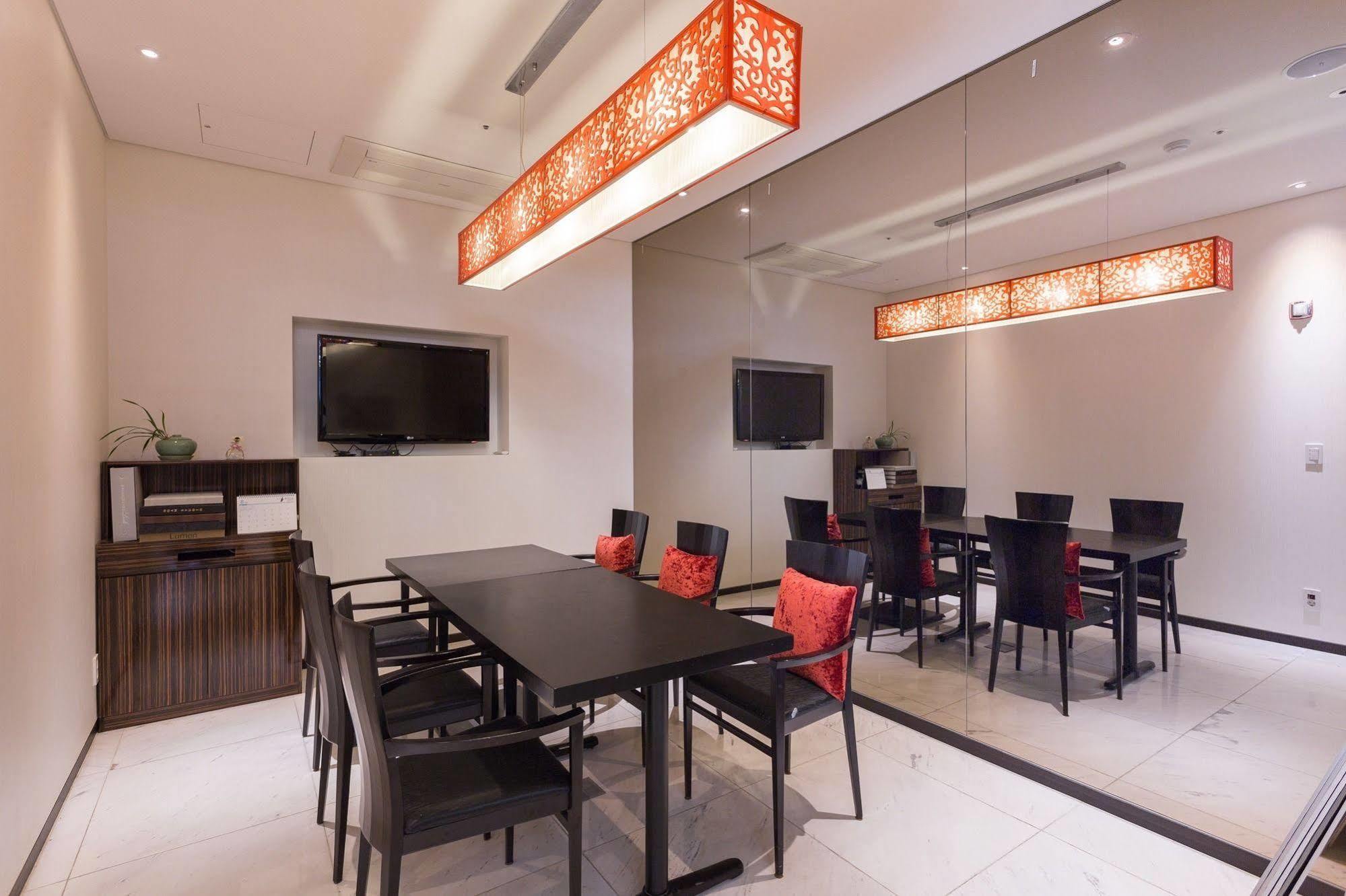 Charis Hotel อินชอน ภายนอก รูปภาพ