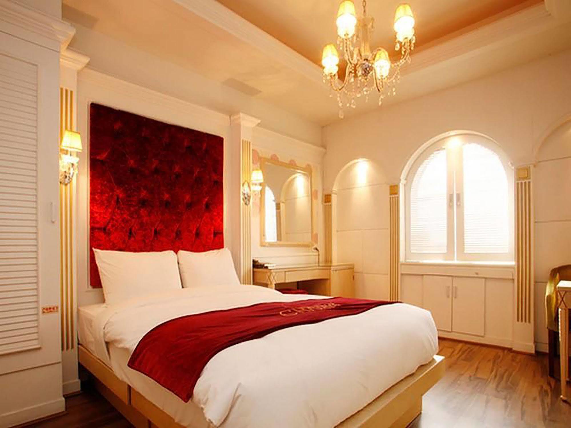 Charis Hotel อินชอน ภายนอก รูปภาพ