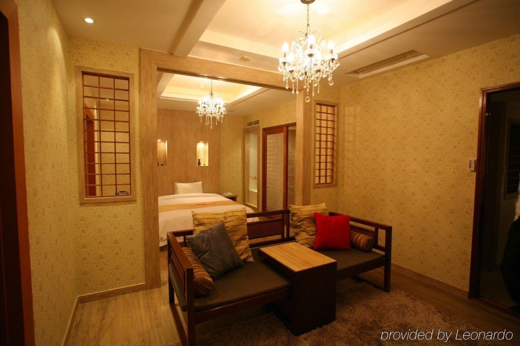 Charis Hotel อินชอน ภายนอก รูปภาพ